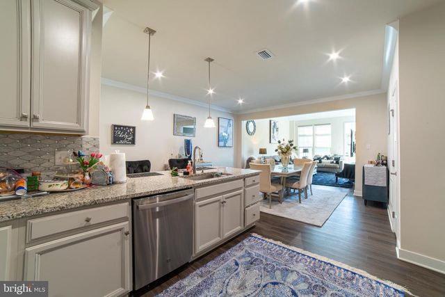 305 HIDDEN ACRES LN, Moorestown, NJ 08057