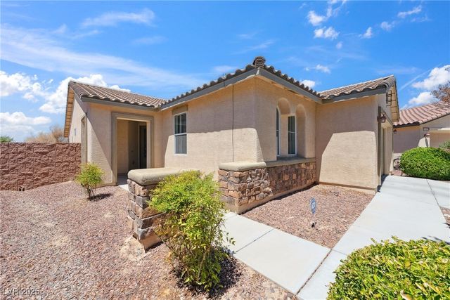 4680 East Lorenzo Way, Pahrump, NV 89061