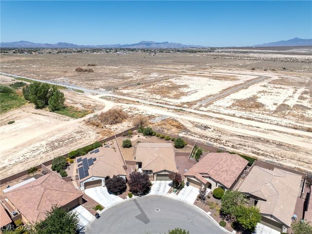 4680 East Lorenzo Way, Pahrump, NV 89061