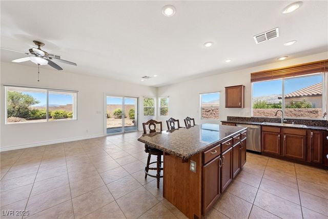 4680 East Lorenzo Way, Pahrump, NV 89061