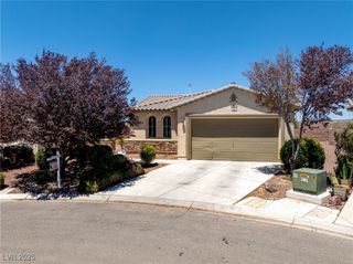 4680 East Lorenzo Way, Pahrump, NV 89061