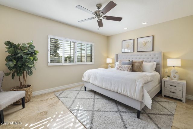 3055 E ROSE Lane, Phoenix, AZ 85016