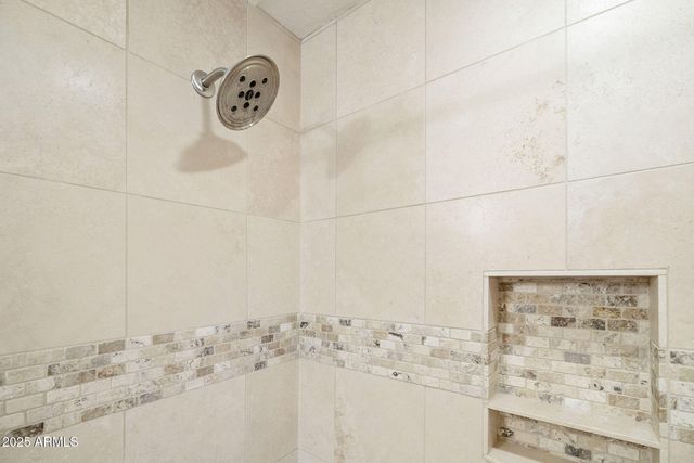 3055 E ROSE Lane, Phoenix, AZ 85016