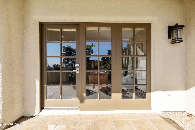 3055 E ROSE Lane, Phoenix, AZ 85016