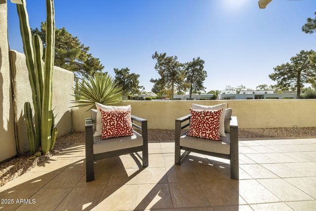 3055 E ROSE Lane, Phoenix, AZ 85016