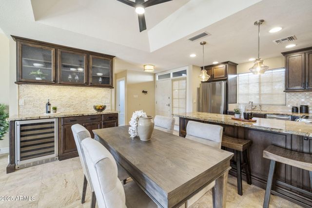 3055 E ROSE Lane, Phoenix, AZ 85016