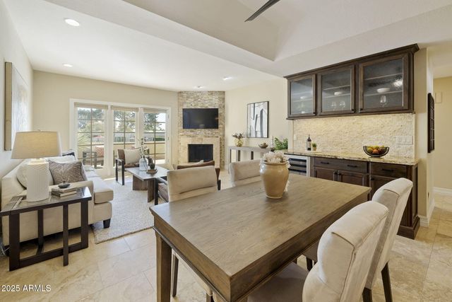 3055 E ROSE Lane, Phoenix, AZ 85016