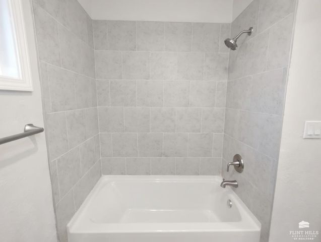 1502 W 16th Street, Junction City, KS 66441