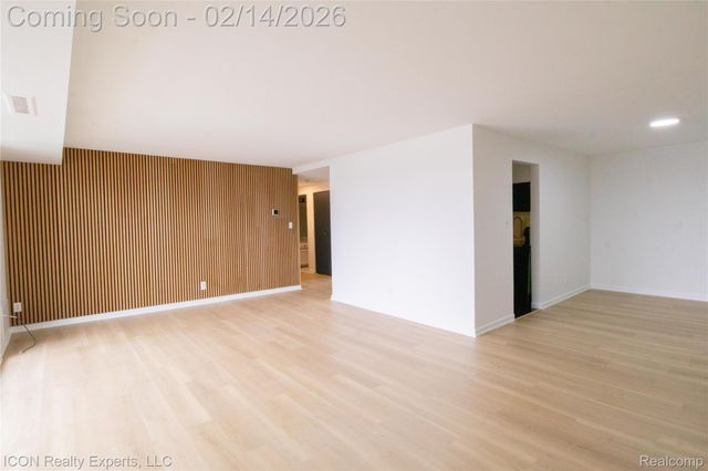 16400 N Park Drive 600, Southfield, MI 48075