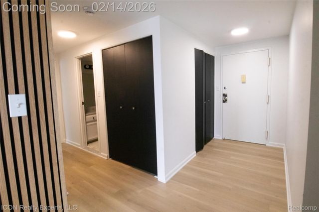 16400 N Park Drive 600, Southfield, MI 48075