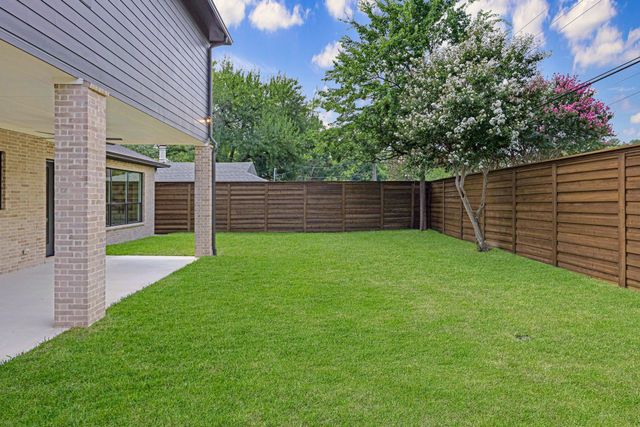 9621 Lanward Drive, Dallas, TX 75238