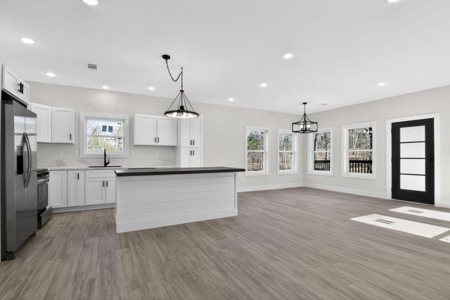 24407 Songbird Drive, Golden, MO 65658