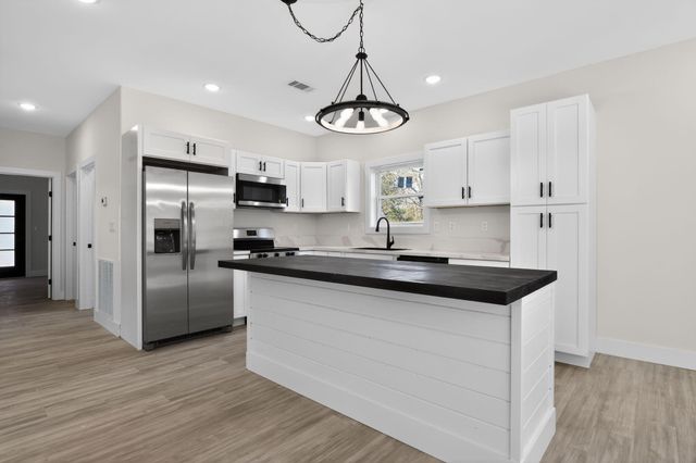 24407 Songbird Drive, Golden, MO 65658