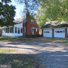 1126 CROTTLESTOWN ROAD, Chambersburg, PA 17202