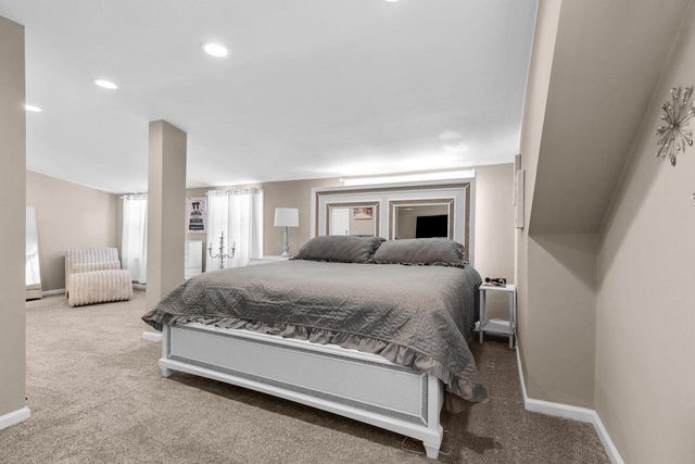 9006 W Dakota AVENUE, West Allis, WI 53227