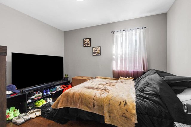 9006 W Dakota AVENUE, West Allis, WI 53227