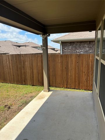 4624 Verdin Street, Crandall, TX 75114