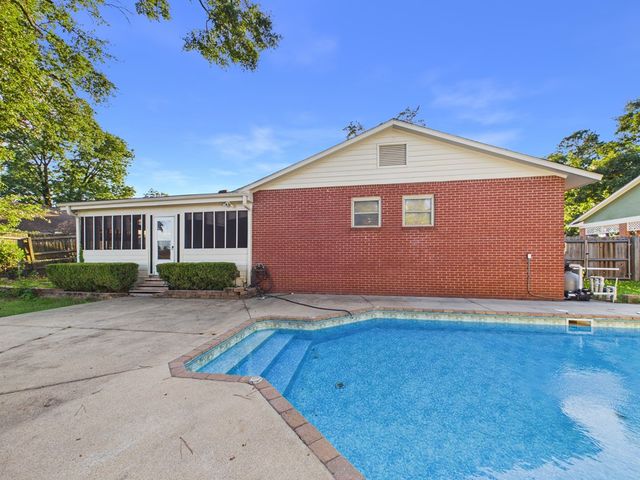 5262 Lichfield Drive, Columbus, GA 31904
