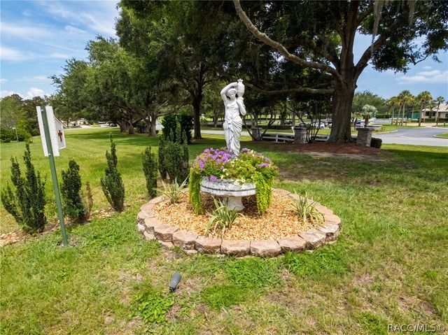 286 W Redsox Path, Hernando, FL 34442