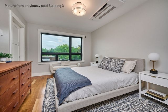 10 Hawley Street 4A, Northampton, MA 01060