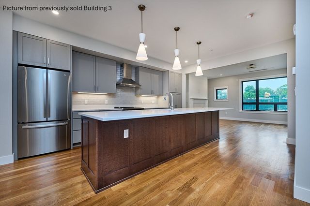 10 Hawley Street 4A, Northampton, MA 01060