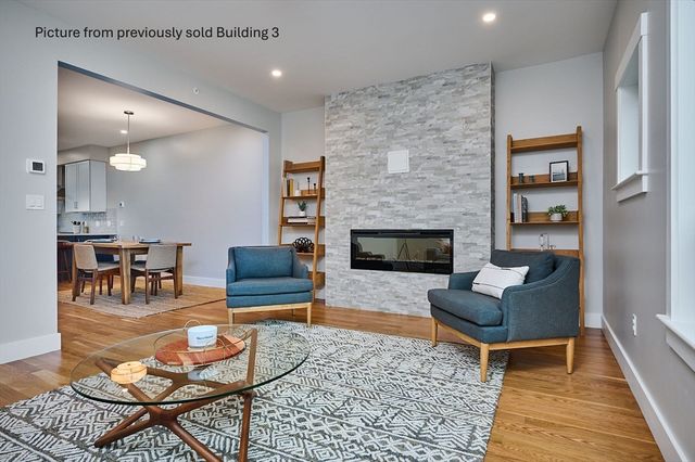 10 Hawley Street 4A, Northampton, MA 01060