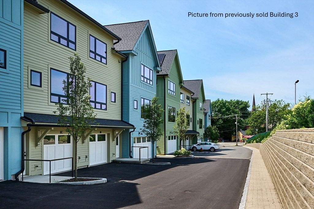 10 Hawley Street 4A, Northampton, MA 01060