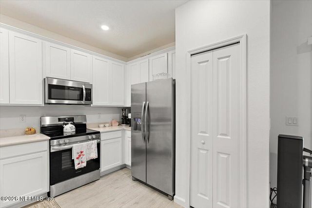 3967 WHIPPOORWILL HOLLER Lane, Jacksonville, FL 32217