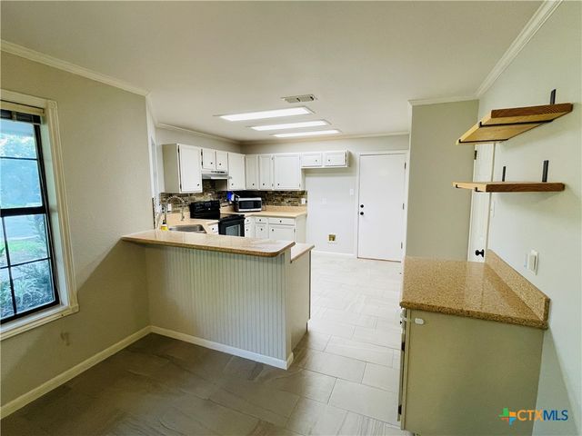 1818 Hidden Peak Circle, New Braunfels, TX 78130