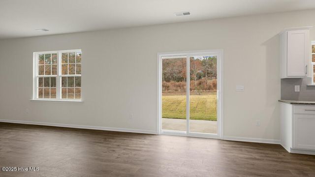 995 Misty Creek Drive, Aberdeen, NC 28315