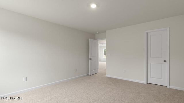 995 Misty Creek Drive, Aberdeen, NC 28315