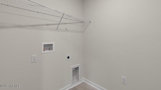 995 Misty Creek Drive, Aberdeen, NC 28315