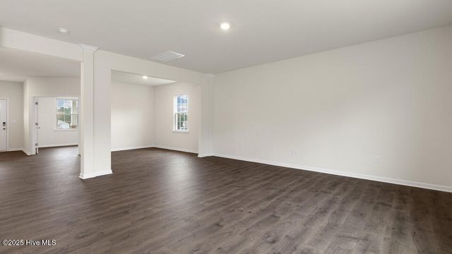 995 Misty Creek Drive, Aberdeen, NC 28315