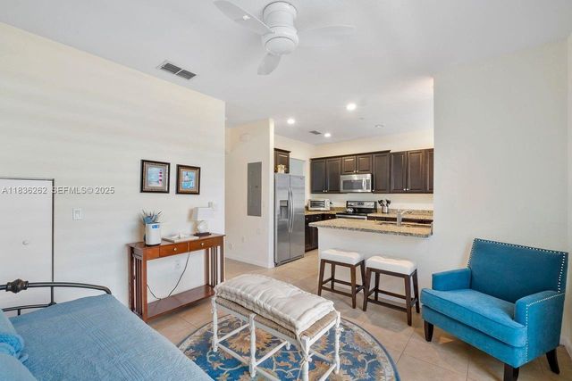 2851 W Prospect Road 1306, Tamarac, FL 33309