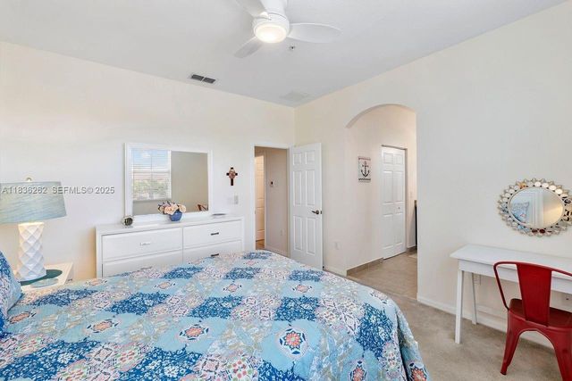 2851 W Prospect Road 1306, Tamarac, FL 33309
