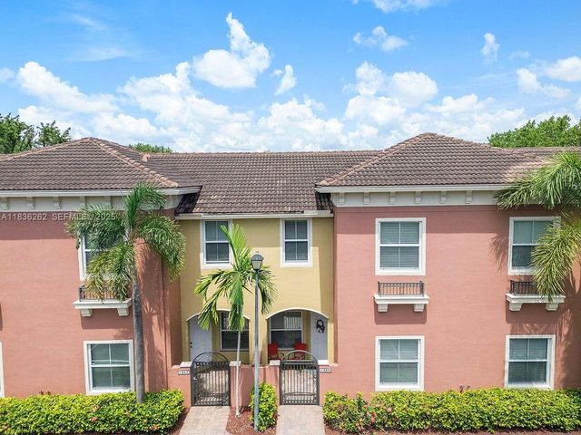 2851 W Prospect Road 1306, Tamarac, FL 33309