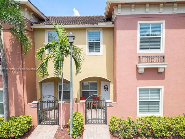 2851 W Prospect Road 1306, Tamarac, FL 33309