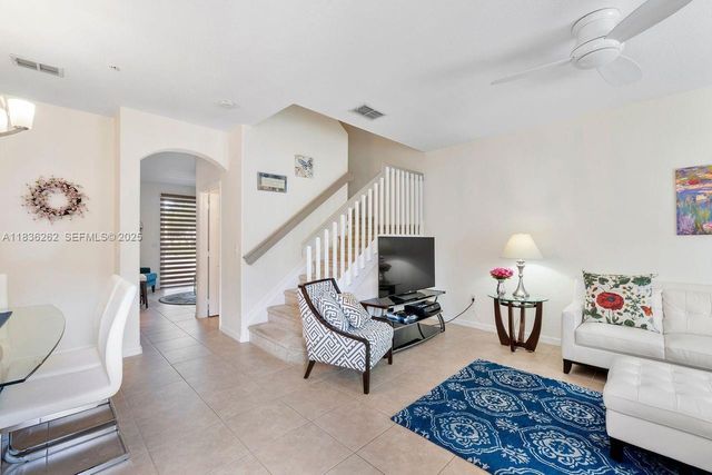 2851 W Prospect Road 1306, Tamarac, FL 33309
