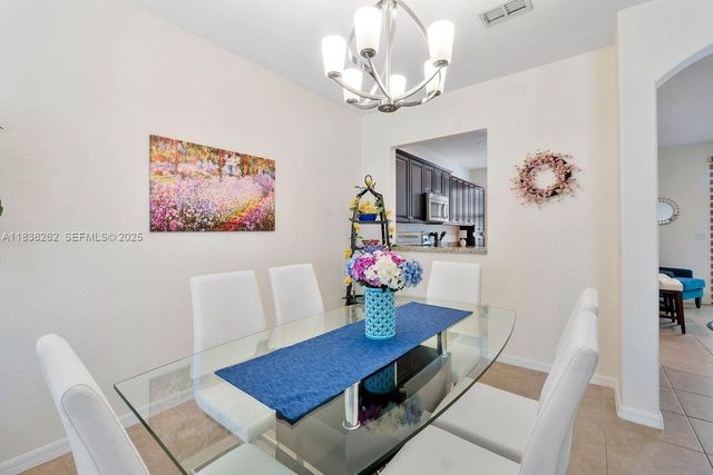 2851 W Prospect Road 1306, Tamarac, FL 33309