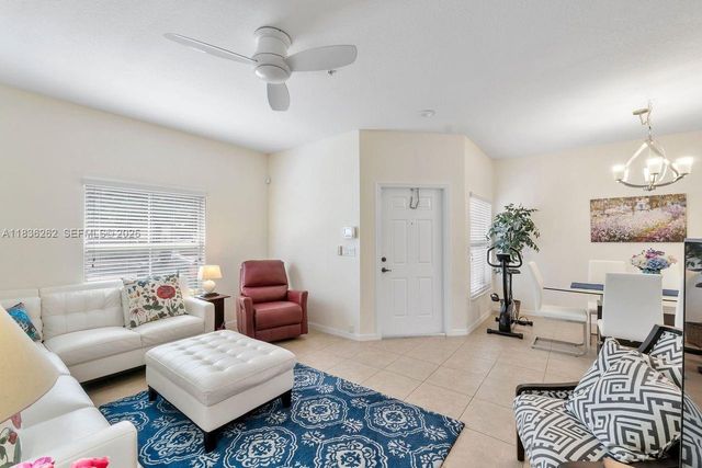 2851 W Prospect Road 1306, Tamarac, FL 33309