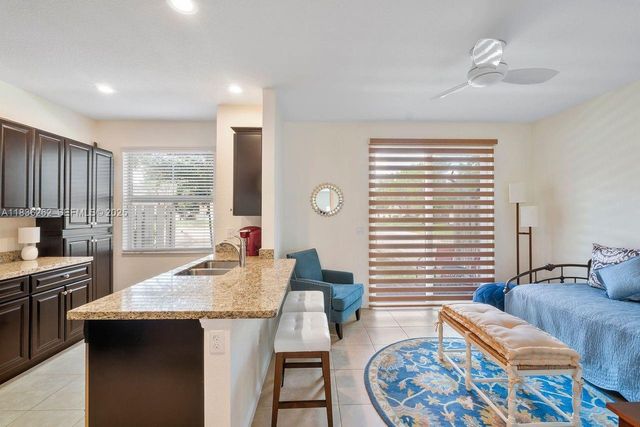 2851 W Prospect Road 1306, Tamarac, FL 33309