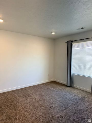 1002 W FOX AVE, Santaquin, UT 84655