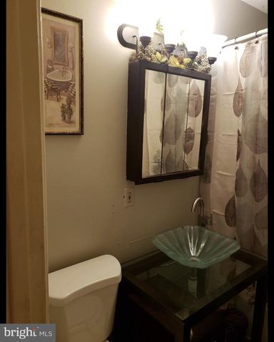 4927 JUST ST NE, Washington, DC 20019