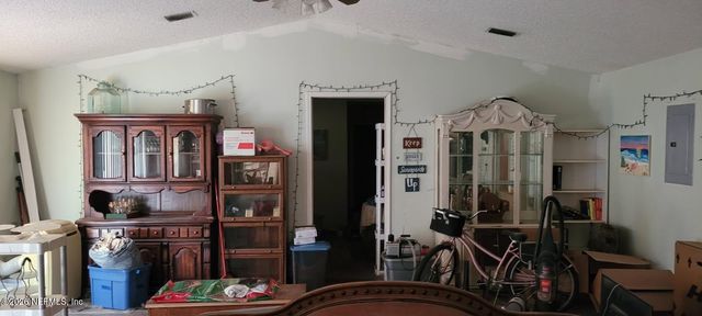 85257 AIRPLANE Lane, Yulee, FL 32097