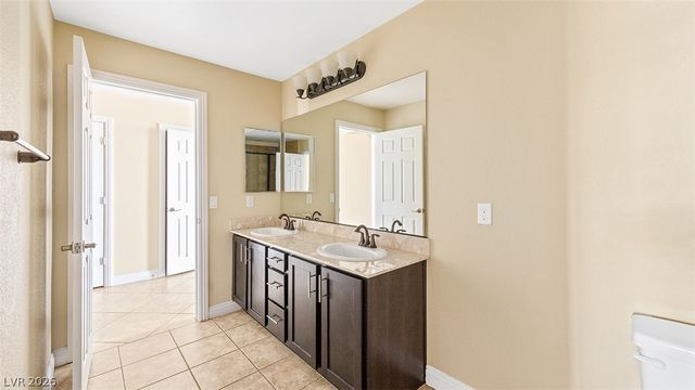 7565 Norman Rockwell Lane 202, Las Vegas, NV 89143