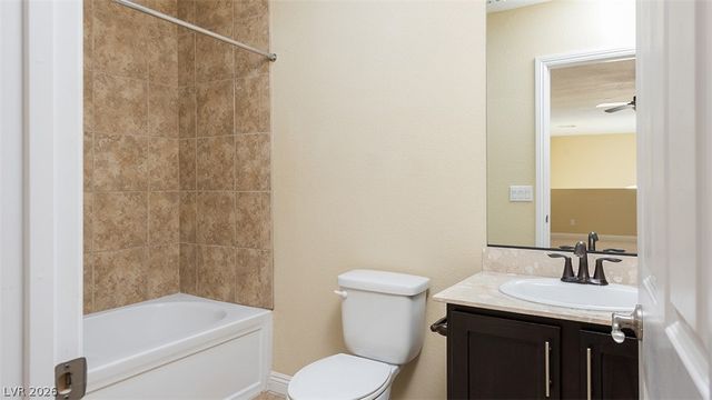 7565 Norman Rockwell Lane 202, Las Vegas, NV 89143