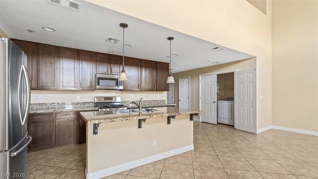 7565 Norman Rockwell Lane 202, Las Vegas, NV 89143