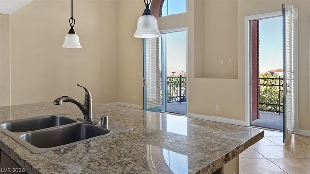 7565 Norman Rockwell Lane 202, Las Vegas, NV 89143