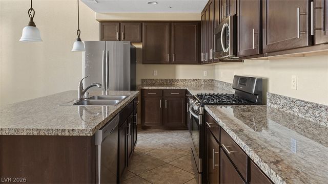 7565 Norman Rockwell Lane 202, Las Vegas, NV 89143