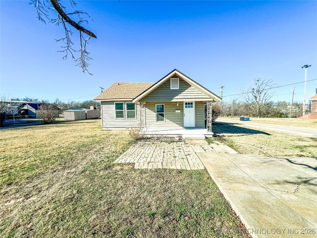 403 S Cimarron Avenue, Drumright, OK 74030